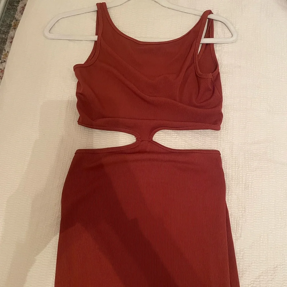 Hello Molly Rust Ribbed Dress - Picture 2 of 4